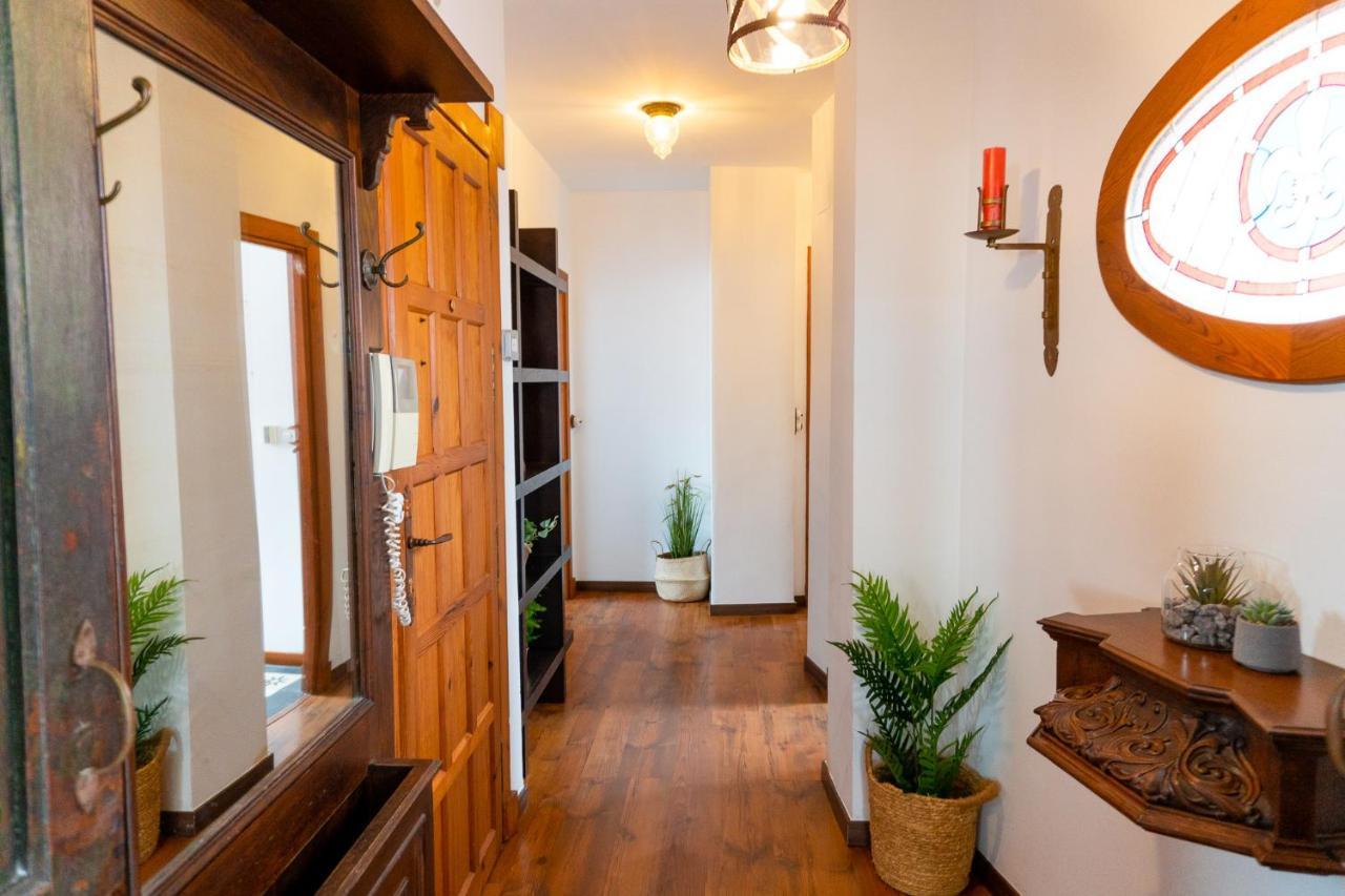 Apartment Atico Imperial Garaje Gratis Centrico Terraza Aire Acond Solarium 2 Banos Wifi A 1minuto De La Plaza Cabildo Sanlúcar de Barrameda