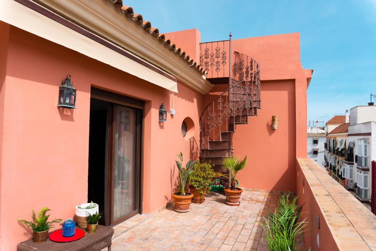 Atico Imperial Garaje Gratis Centrico Terraza Aire Acond Solarium 2 Banos Wifi A 1minuto De La Plaza Cabildo Apartment Sanlucar de Barrameda